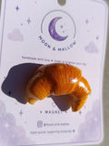 Croissant Magnet 🥐✨